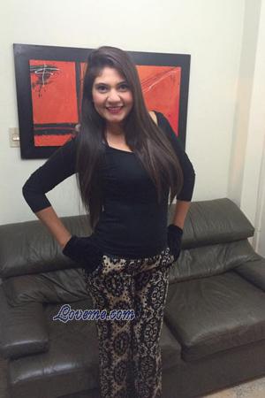 157704 - Yaneth Age: 34 - Colombia