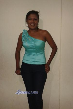 160200 - Nohemi Age: 44 - Colombia
