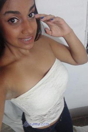 171562 - Melissa Age: 29 - Colombia