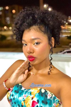 210807 - Daniela Age: 27 - Colombia