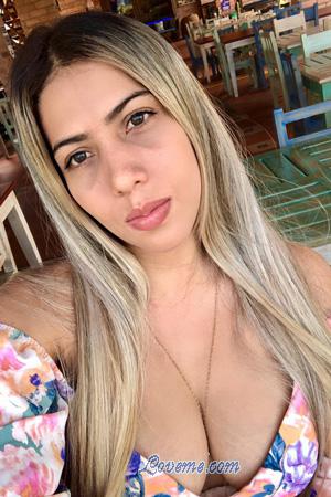 212151 - Monica Age: 32 - Colombia
