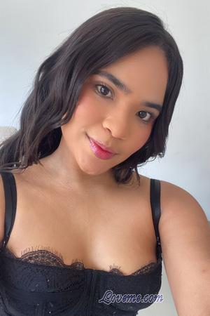 225098 - Linda Age: 23 - Colombia