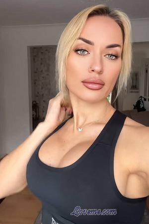 225942 - Olga Age: 37 - Moldova